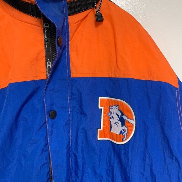 Champion Vintage 1990's NFL Denver Broncos Full Zip Puffy Jacket Size Large - Picture 7 of 7